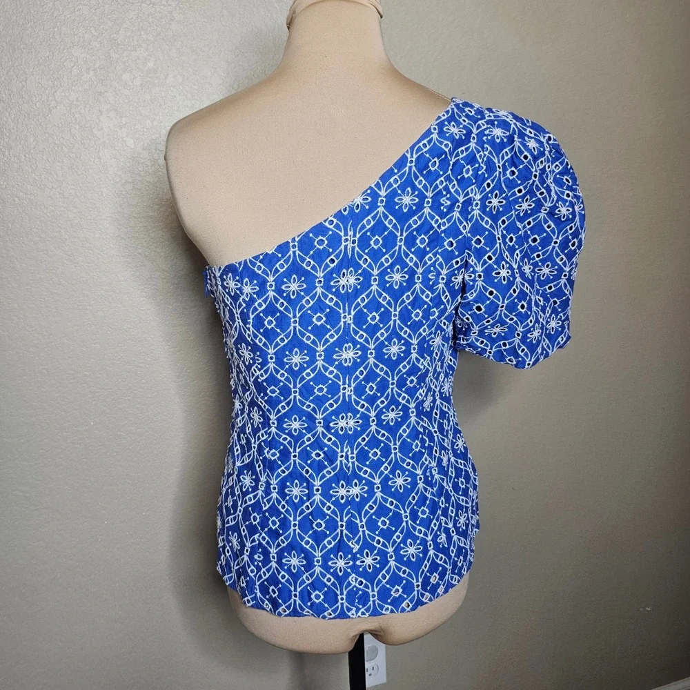 Lilly Pulitzer Delilah Eyelet Top Blue White One Shoulder Puff Sleeve Size 8